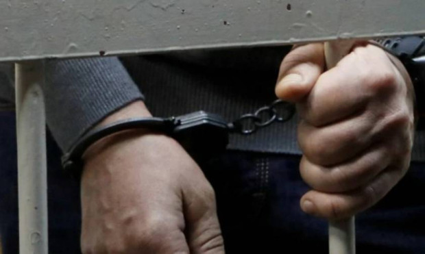 Полицейски служители на РУ Петрич задържаха 46–годишен мъж от с Беласица