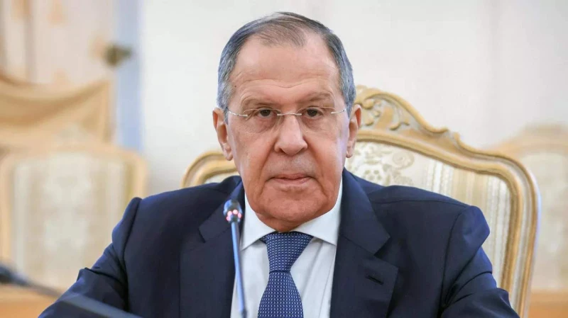 Лавров: Русия няма да бъде подведена от предложението за прекратяване на огъня в Украйна