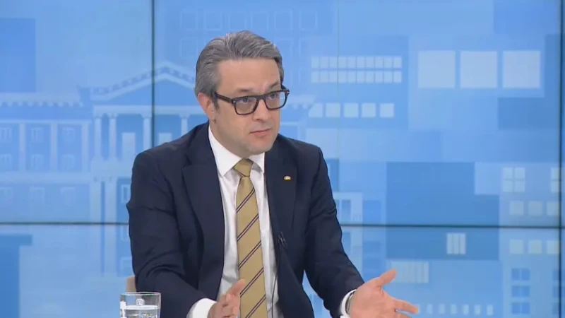 Тома Биков: Липсва ми отговорът на Радев на самия въпрос, който зададе в предложението за референдум