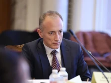 След съмнения за пропаганда: Край на ученическите конкурси на фондация, свързвана с Русия