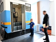 Министър Гуцанов посети Центъра по въпросите на малките хора в България