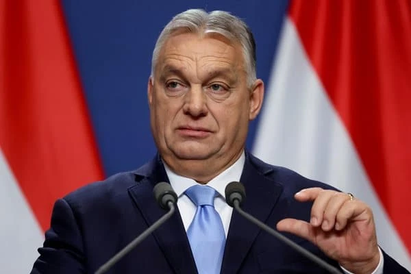 Орбан нарече разработването на 18-и пакет от санкции на ЕС срещу Русия "абсурдна политика"