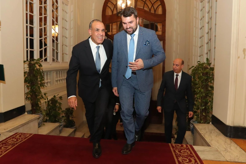������� ��������� �� �������� � ������ �������� ����������� �� ��� ������������ �����