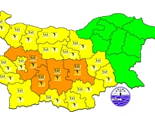 Втора степен за опасно време утре! В две трети от страната градушки, гръмотевици и обилни валежи