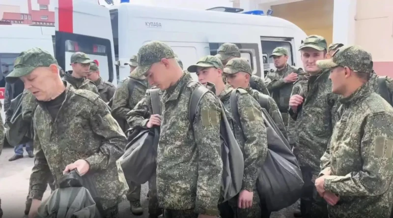 Руското МО: Русия си върна 270 военнослужещи и 120 цивилни от украински плен