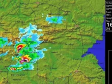 Meteo Balkans: След 1-2 часа буря ще достигне до Ямбол! Очаква се градушка с размер на лешник и дори на орех