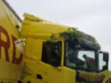 След като ТИР блокира прохода "Петрохан", движението вече е възтановено