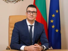 Министърът на икономиката: Бизнесът ще спести милиони от приемането на е...
