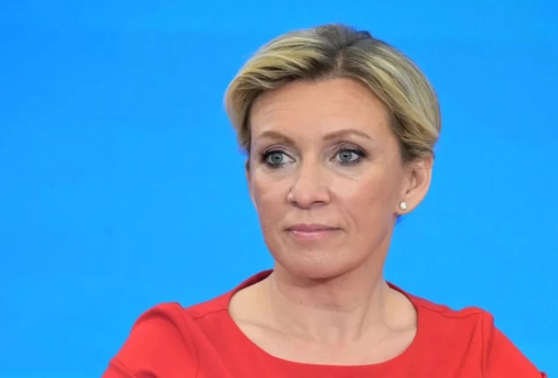 Захарова за скандала между Макрон и Бриджит: Интересно е каква легенда ще измисли Елисейският дворец този път