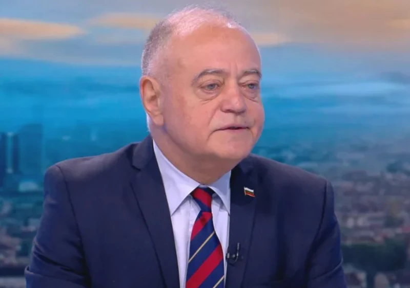Атанас Атанасов за еврото: На кой Радев да вярвам – на президента Радев или на гуверньора Радев