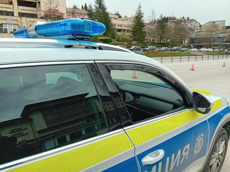 Задържаха 30-годишна жена с 1,8 промила алкохол, пребила дъщеря си в Чепеларе