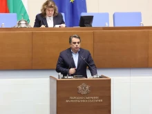 Асен Василев: Икономическите съветници на президента ще го напуснат заради прочита му за еврото