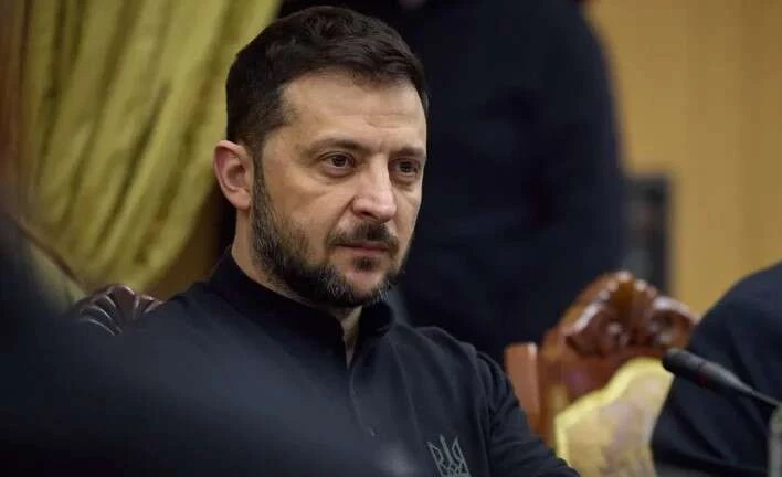 "Надяваме се до юни 2026-та няма да има война": Зеленски посочи основните предизвикателства пред Украйна