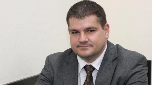 Доброслав Димитров: Просветният министър има изключително дълбоко разбиране за необходимостта от промени, но една птичка пролет не прави