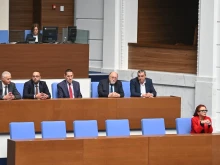 Шефът на ДАНС напуска поста си и оглавява Комисията по досиетата, бивш конституционен съдия става негов заместник