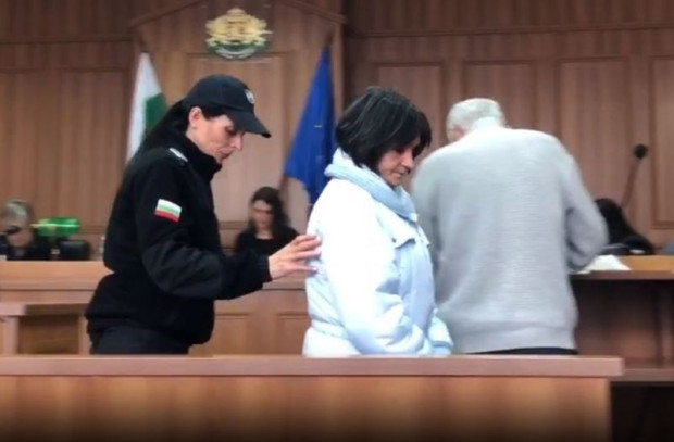 Стоянка намушка мъжа си с 14-сантиметров нож, съдът в Пловдив й даде присъда под предела