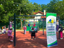 Седмицата на децата в столичния район "Витоша" започна с куклен театър, концерт, танци и демонстрация по таекуондо