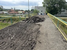 Ремонтират за първи път един от пешеходните мостове в Ямбол