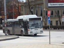 Повечето автобуси се движат по празнично разписание
