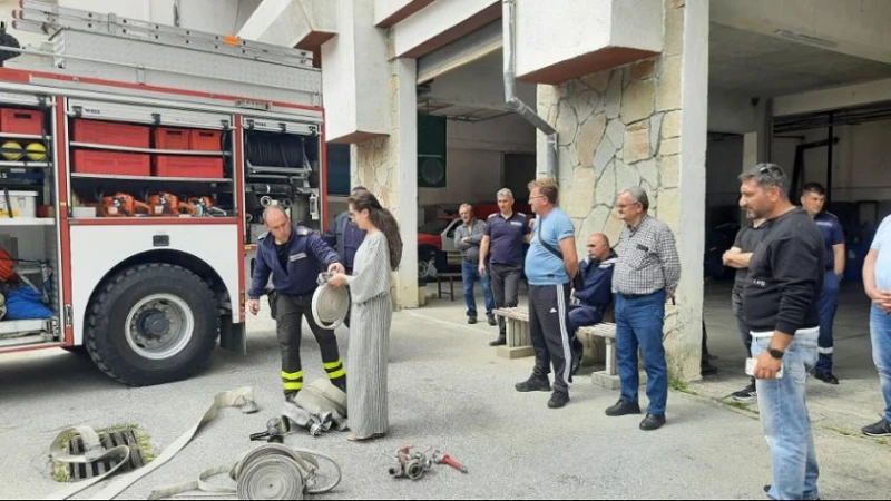 Пожарната в Смолян проведе Дни на отворените врати и обучения за действия при горски пожари