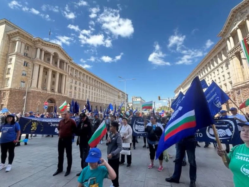 Нов протест на медици пред Народното събрание и Здравното министерство