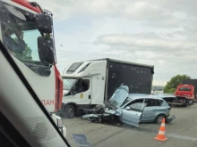 Огромно задръстване на АМ "Тракия" заради катастрофа