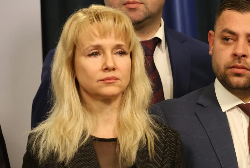 След Джевдет Чакъров: Още един депутат напусна групата на ДПС-ДПС