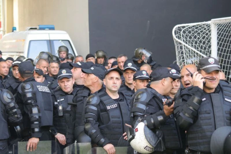 Центърът на Пловдив ще почернее от полиция, службите с крути мерки