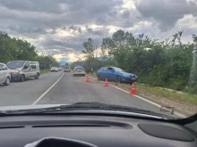 Двама пострадаха при верижна катастрофа на пътя Казанлък -Дунавци