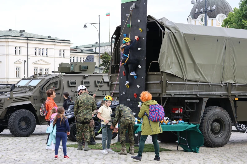Центърът на София се превърна в детски свят с първото издание на Kids Expo