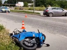 Моторист е в тежко състояние след катастрофа в Русе 