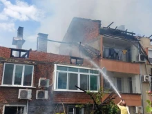 Пожар изпепели няколко сгради в Пловдив