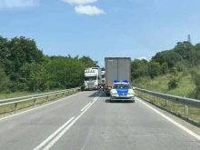 Два ТИР-а се удариха край Монтана, движението е силно затруднено