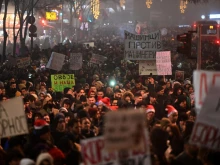 Протести в над 30 града в Сърбия призовават за нови избори