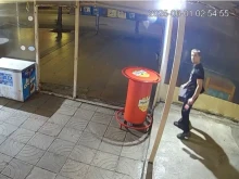Охранителни камери хванаха крадец в крачка в Русе