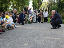 Българи в Букурещ почетоха паметта на Христо Ботев