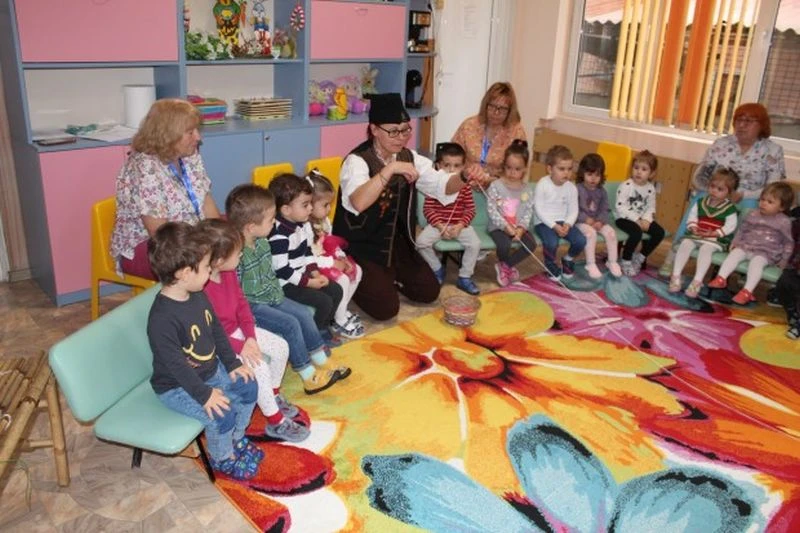 2241 деца кандидатстват за 745 свободни места в детските заведения в Пловдив