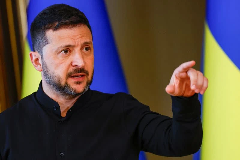 Зеленски предлага примирие, докато не се уговори среща с Путин