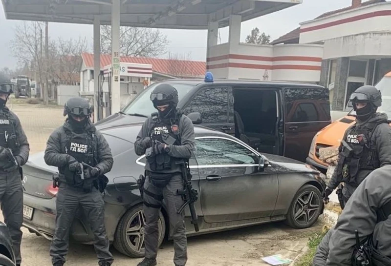 Арести в голяма пловдивска фирма
