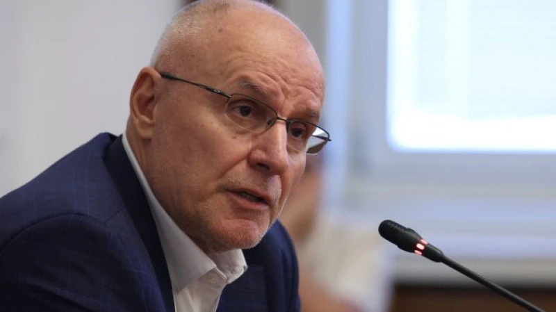 Димитър Радев: БНБ няма да загуби валутните си резерви при влизането в еврозоната