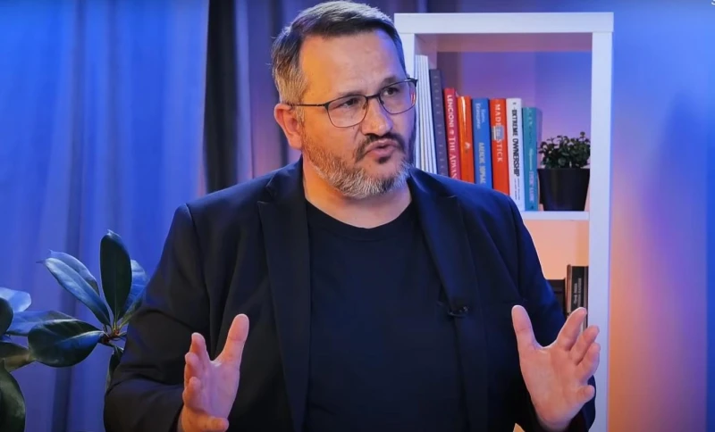 Иван Христанов: Искам да видя как някой сервитьор от Асеновград с 1000 лева заплата чака еврото