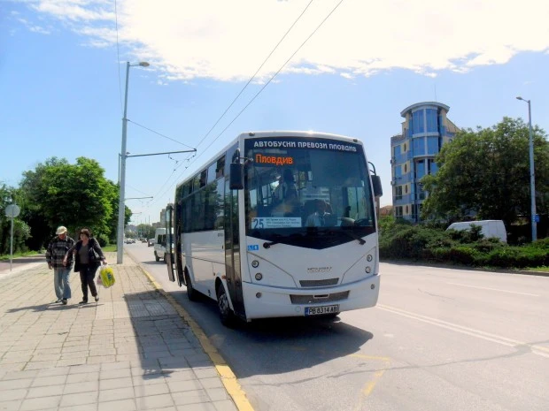Община Пловдив осигурява повече автобуси за Черешова задушница