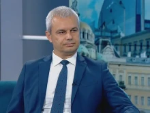 Костадин Костадинов: Рано е да коментираме дали ще се случи погребването на българската валута