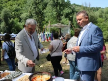 Кулинарите от Кошов станаха първи в отборното класиране за най-вкусна гозба на празника в Иваново