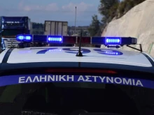Майка и син са открити мъртви в дома си в Гърция
