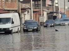 Продължава отстраняването на ВиК аварията на ул. "Ландос" и бул. "Цариградско шосе" в Пловдив