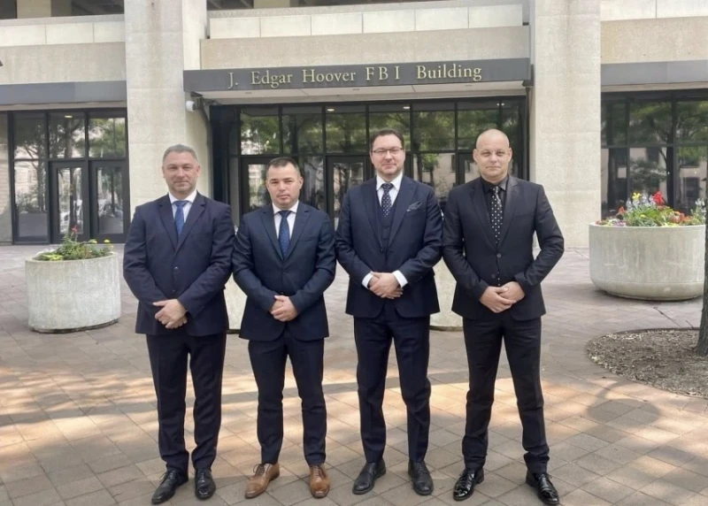 Директорът на ГДБОП участва във важни разговори в центъра на ФБР