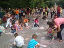 Депутатът от ГЕРБ Величка Шопова зарадва с награди за малчугани от "Прослав" 