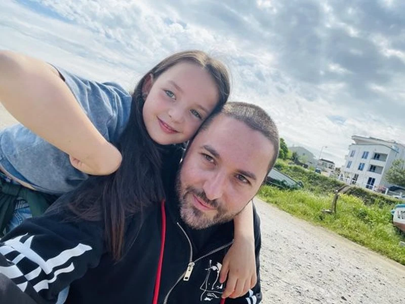 Бащата на Сияна размаза Лияна Панделива с коментар