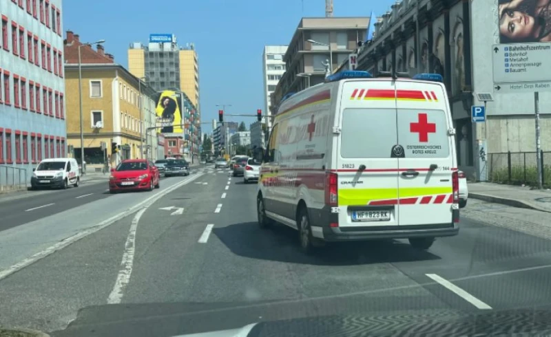 Жертвите на стрелбата в училище в Австрия се увеличават
